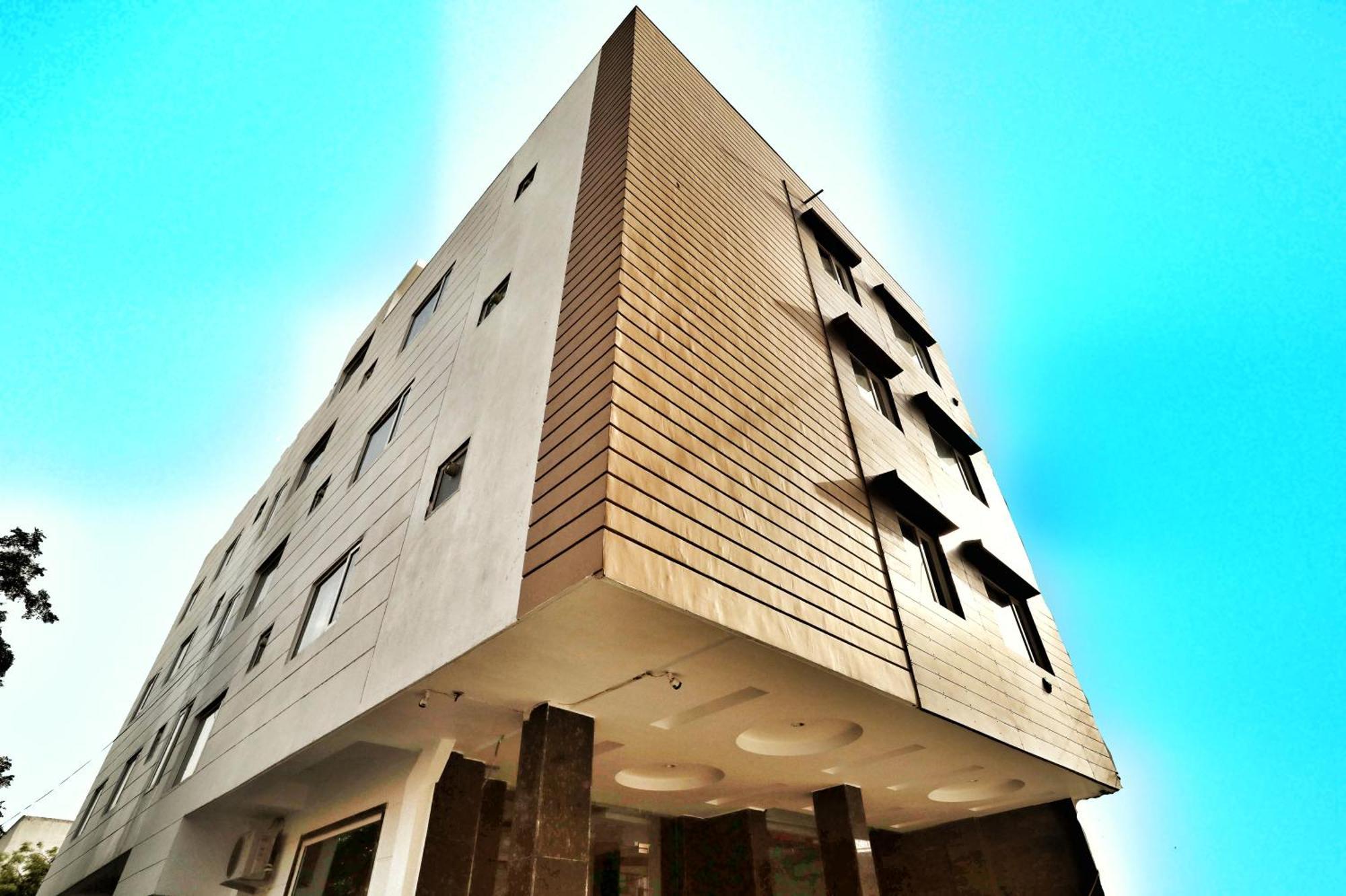 Airport Hotel Delhi Aerocity, 15 Mins Yashobhoomi Neu-Delhi Exterior foto