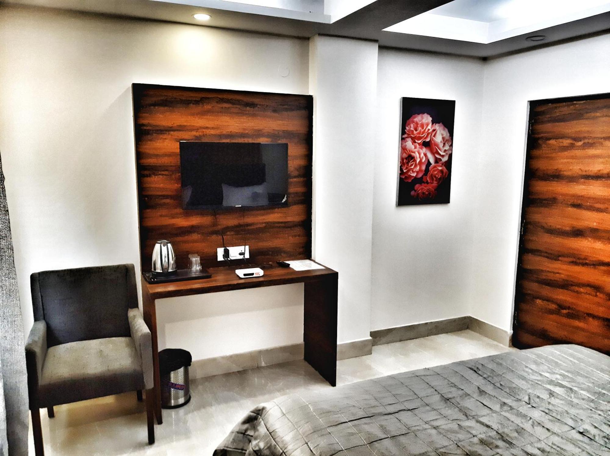 Airport Hotel Delhi Aerocity, 15 Mins Yashobhoomi Neu-Delhi Exterior foto